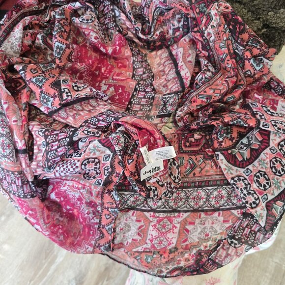 Charlotte Russe Infinity Scarf Pink & Red Paisley Boho Pattern Lightweight - Picture 1 of 5
